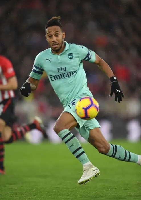 Framed Print : Pierre-Emerick Aubameyang in Action: Southampton vs Arsenal, Premier League 2018-19 Framed Print : Pierre-Emerick Aubameyang in Action: Southampton vs Arsenal, Premier League 2018-19