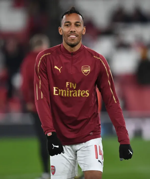 Framed Print : Pierre-Emerick Aubameyang: Arsenal's Ready-to-Roar Striker Ahead of Carabao Cup Clash vs. Blackpool