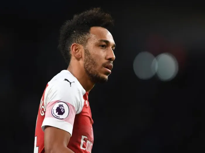 Framed Print : Pierre-Emerick Aubameyang Faces Manchester City: Premier League Showdown (2018-19) Framed Print : Pierre-Emerick Aubameyang Faces Manchester City: Premier League Showdown (2018-19)