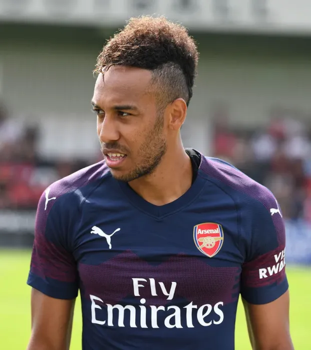 Framed Print : Pierre-Emerick Aubameyang Preparing for Action: Borehamwood v Arsenal, 2018 Framed Print : Pierre-Emerick Aubameyang Preparing for Action: Borehamwood v Arsenal, 2018