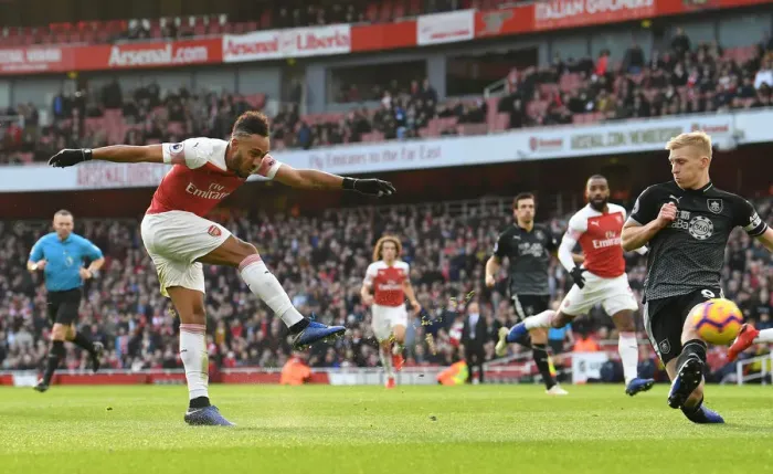Framed Print : Pierre-Emerick Aubameyang Scores Arsenal's Third Goal vs Burnley (2018-19)