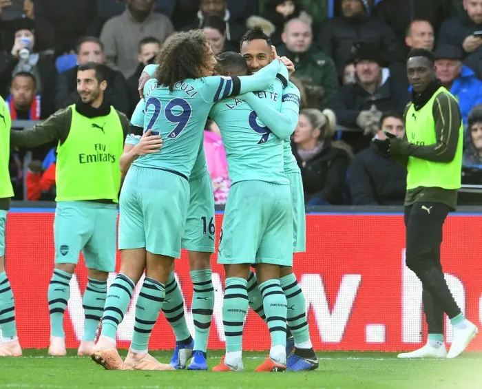Framed Print : Pierre-Emerick Aubameyang Scores Arsenal's Second Goal vs Crystal Palace (2018-19)