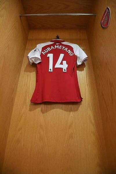 Pierre-Emerick Aubameyang's Arsenal Shirt in the Changing Room before Arsenal vs Manchester City, Premier League 2017-18