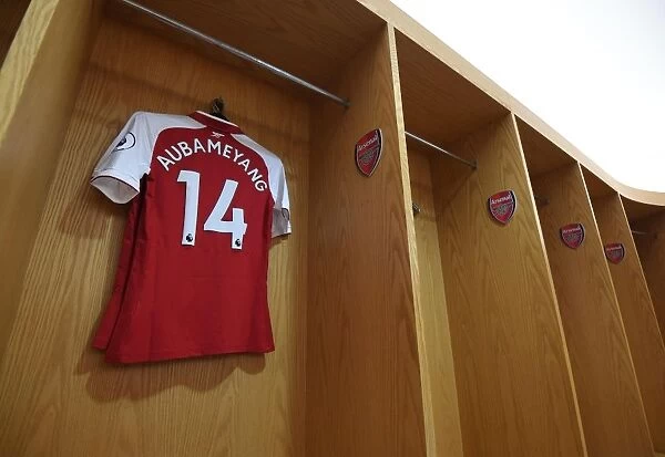 Pierre-Emerick Aubameyang's Arsenal Shirt in the Changing Room before Arsenal vs. Watford (2017-18)