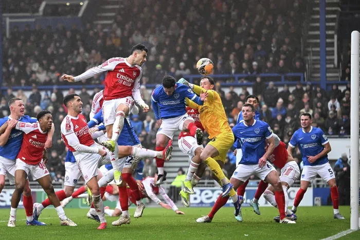 Framed Print : Portsmouth v Arsenal - Emirates FA Cup Third Round