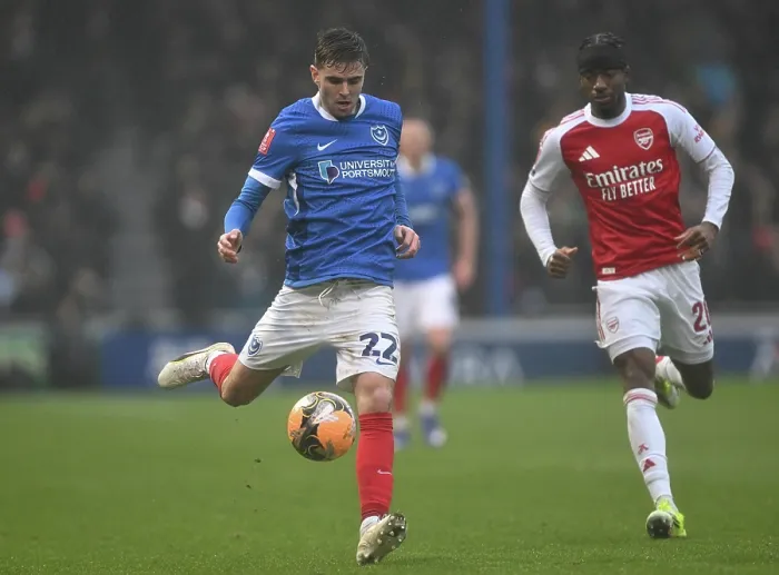 Framed Print : Portsmouth v Arsenal - Emirates FA Cup Third Round Framed Print : Portsmouth v Arsenal - Emirates FA Cup Third Round