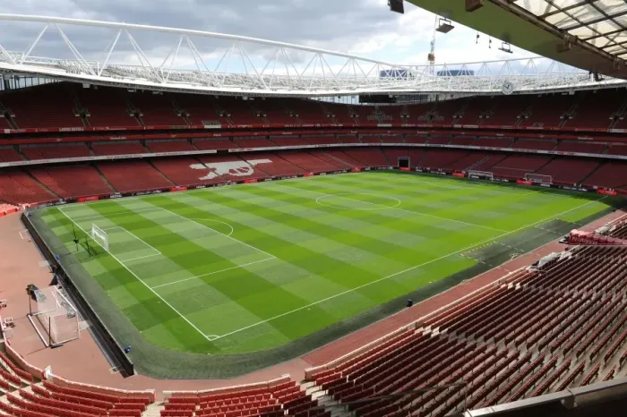Framed Print : Pre-Match Atmosphere at Emirates Stadium: Arsenal vs Crystal Palace, Premier League 2014 / 15