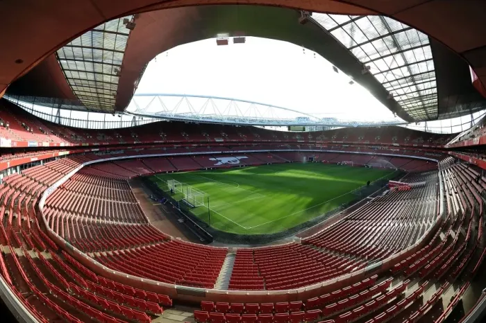 Framed Print : Premier League Clash: Arsenal vs Stoke City at Emirates Stadium (2014-15)