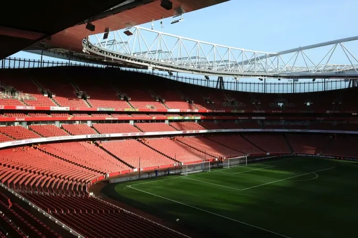 Framed Print : Premier League Showdown: Arsenal vs Stoke City at Emirates Stadium (2014-15) Framed Print : Premier League Showdown: Arsenal vs Stoke City at Emirates Stadium (2014-15)
