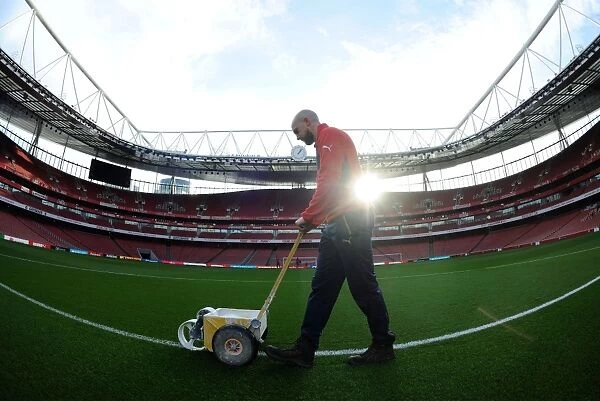 Preparing the Emirates Turf: Arsenal v Bournemouth (2015-16)