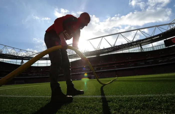 Framed Print : Preparing the Turf: Arsenal v West Ham United, Premier League 2016-17 Framed Print : Preparing the Turf: Arsenal v West Ham United, Premier League 2016-17