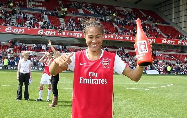 Rachel Yankey (Arsenal) celebrates after the match