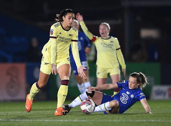 Rafaelle vs. Cuthbert: Intense Battle in Chelsea Women vs. Arsenal Women FA WSL Match
