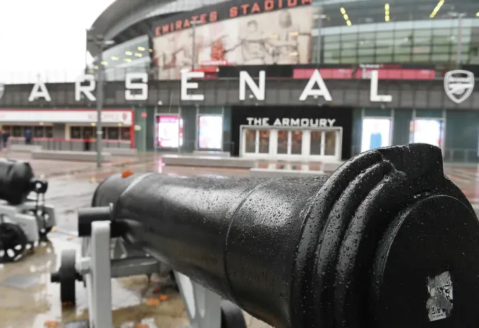 Framed Print : Rainy Arsenal: Arsenal FC vs. Nottingham Forest, Premier League 2022-23