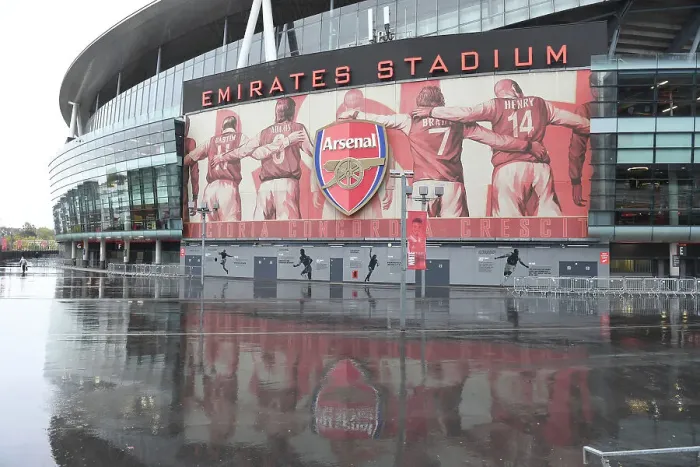 Framed Print : Rainy Arsenal Showdown: Battle of Emirates Stadium (2022-23) vs. Nottingham Forest Framed Print : Rainy Arsenal Showdown: Battle of Emirates Stadium (2022-23) vs. Nottingham Forest