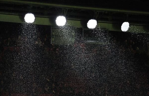 Rainy Night Battle: Arsenal vs Swansea City, Premier League 2015-16, Emirates Stadium
