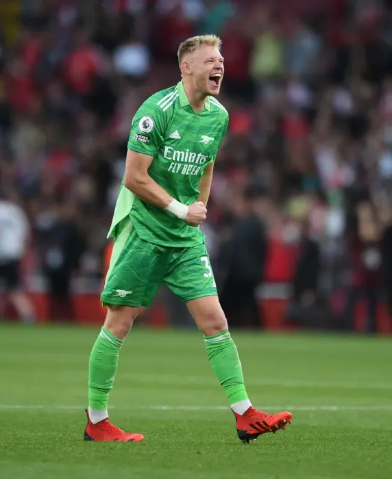 Framed Print : Ramsdale's Heroic Save: Arsenal Edge Past Tottenham in Derby Showdown Framed Print : Ramsdale's Heroic Save: Arsenal Edge Past Tottenham in Derby Showdown