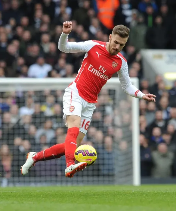 Framed Print : Ramsey in Action: Tottenham vs. Arsenal, Premier League 2014-15