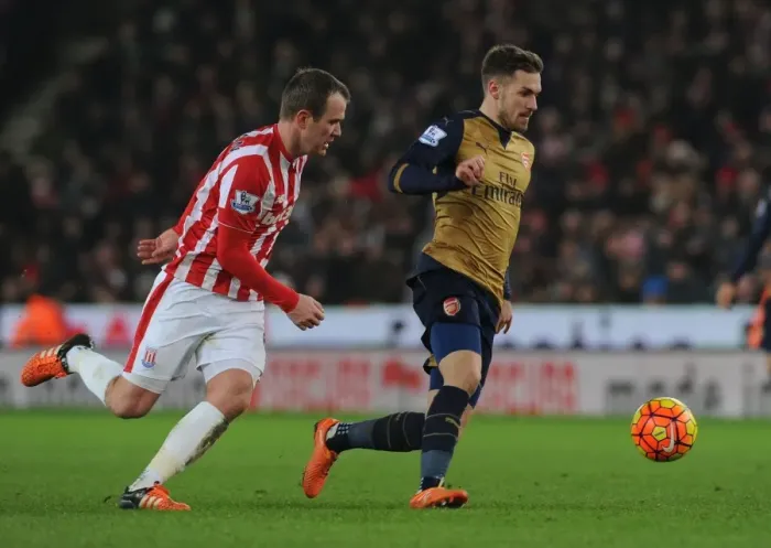 Framed Print : Ramsey vs. Whelan: A Footballing Battle at Stoke City (2015-16) Framed Print : Ramsey vs. Whelan: A Footballing Battle at Stoke City (2015-16)