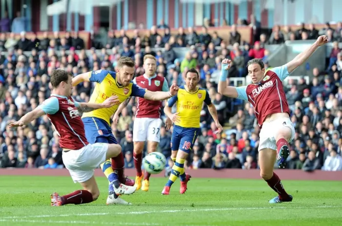 Framed Print : Ramsey's Pressure-Cooker Goal: Arsenal vs Burnley, 2015 / 16 Premier League Framed Print : Ramsey's Pressure-Cooker Goal: Arsenal vs Burnley, 2015 / 16 Premier League