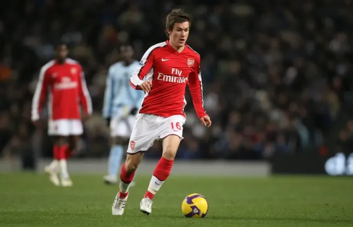 Framed Print : Ramsey's Struggle: Manchester City Crushes Arsenal 3-0, Aaron Ramsey (Arsenal)