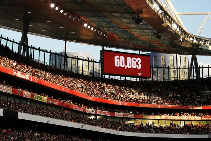 Framed Print : Record-Breaking 60, 063 Crowd Roars for Arsenal Women in UEFA Champions League Semifinal at Emirates Stadium