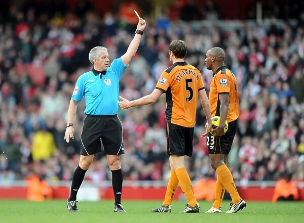Referee Chris Foy. Arsenal 2: 0 Wolverhampton Wanderers. Barclays Premier League