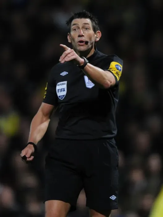 Framed Print : Referee Lee Probert Overssees Norwich City vs Arsenal Clash in Premier League (2012-13) Framed Print : Referee Lee Probert Overssees Norwich City vs Arsenal Clash in Premier League (2012-13)