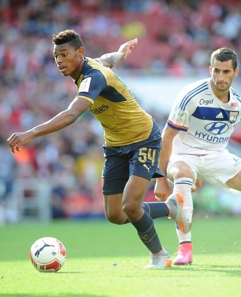 Reine-Adelaide vs. Gonalons: A Clash of Midfield Titans at the Emirates Cup