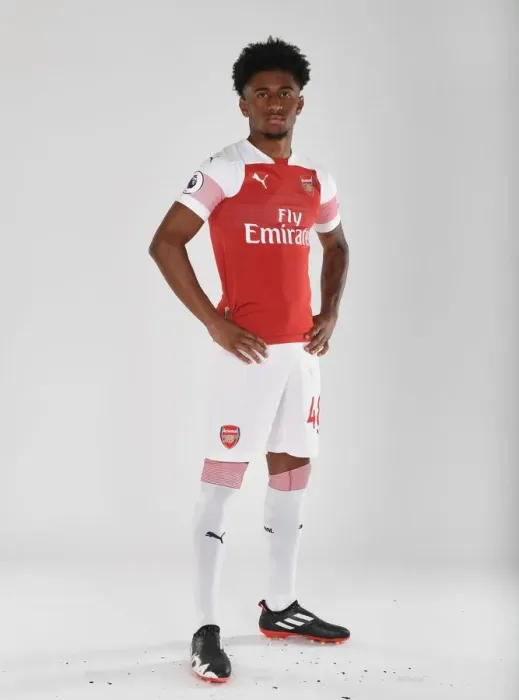 Framed Print : Reiss Nelson at Arsenal's 2018 / 19 First Team Photo Call Framed Print : Reiss Nelson at Arsenal's 2018 / 19 First Team Photo Call