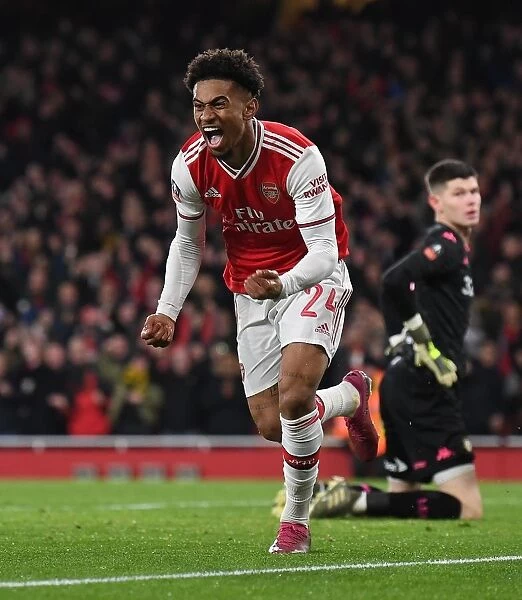 Reiss Nelson Scores the Thrilling Winner: Arsenal Advances in FA Cup against Leeds United