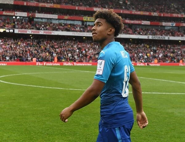 Reiss Nelson Shines: Arsenal vs SL Benfica - Emirates Cup 2017-18