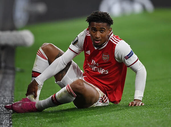 Reiss Nelson Shines: Arsenal's Domination of Standard Liege in Europa League