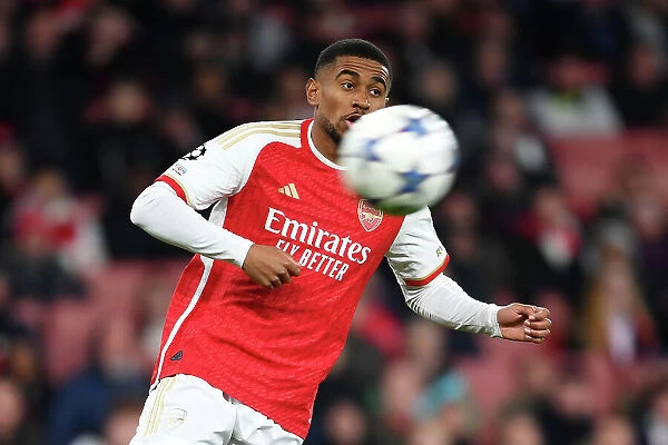 Reiss Nelson's Unwavering Focus: Arsenal's Determined Battle against Sevilla in the 2023 / 24 UEFA Champions League