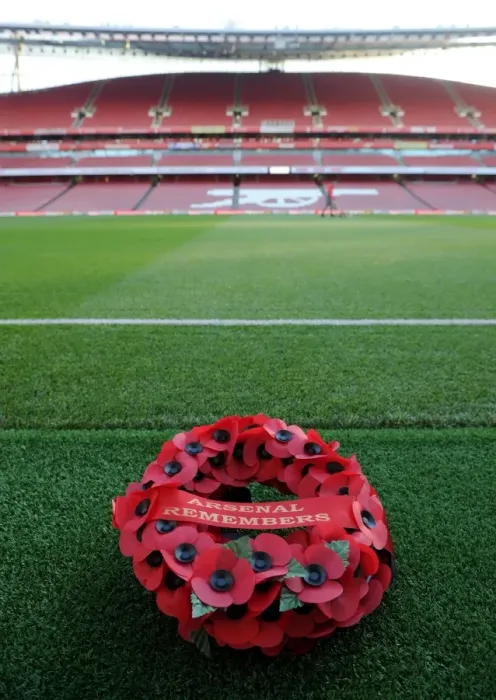 Framed Print : Remembrance Day Tribute: Arsenal vs. Tottenham Hotspur, Premier League 2016-17 Framed Print : Remembrance Day Tribute: Arsenal vs. Tottenham Hotspur, Premier League 2016-17