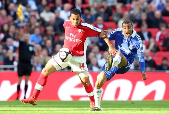 Framed Print : The Rivalry: Walcott vs. Cole in the FA Cup Semi-Final Showdown - Arsenal 1:2 Chelsea at Wembley Stadium (04 / 18 / 09)
