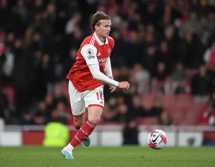 Framed Print : Rob Holding in Action: Arsenal vs. Chelsea, Premier League 2022-23 Framed Print : Rob Holding in Action: Arsenal vs. Chelsea, Premier League 2022-23