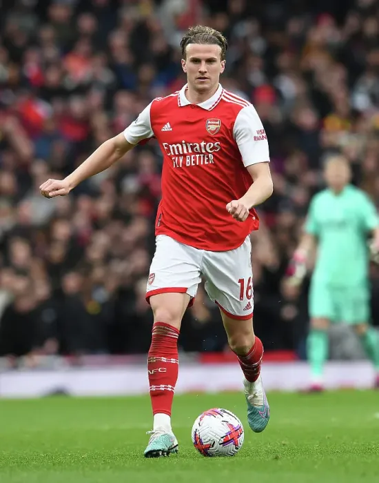 Framed Print : Rob Holding in Action: Arsenal vs Leeds United, Premier League 2022-23