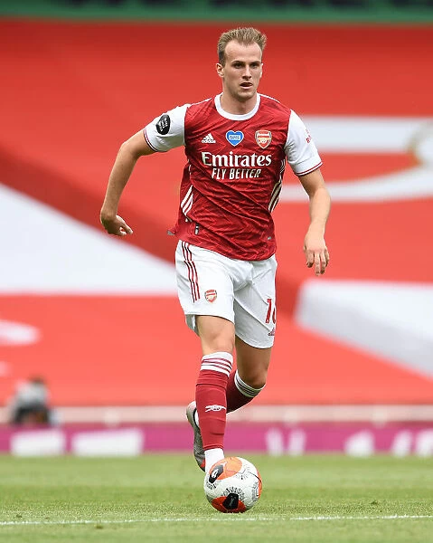 Rob Holding in Action: Arsenal vs. Watford, 2019-20 Premier League
