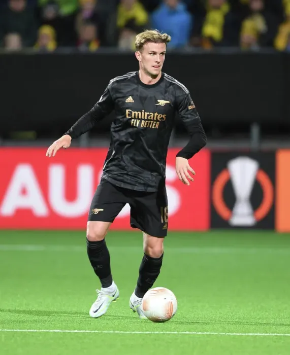 Framed Print : Rob Holding in Action: Arsenal's Europa League Battle at Bodø / Glimt, Norway (October 2022) Framed Print : Rob Holding in Action: Arsenal's Europa League Battle at Bodø / Glimt, Norway (October 2022)