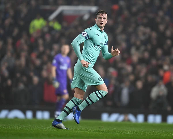 Rob Holding in Action: Manchester United vs. Arsenal FC, Premier League (December 2018)