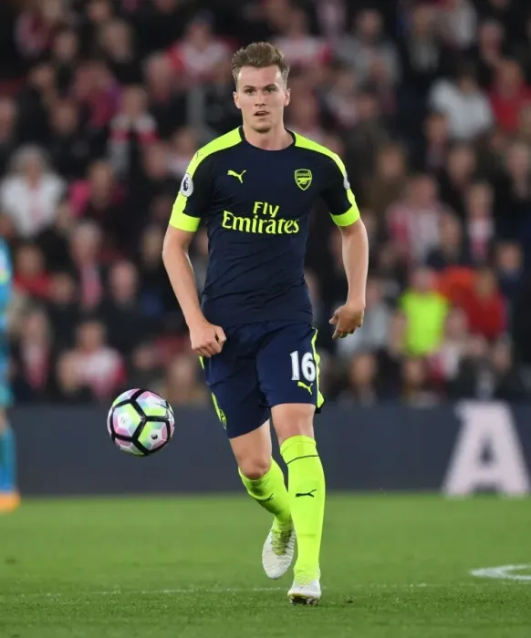 Framed Print : Rob Holding in Action: Southampton vs Arsenal, Premier League 2016-17