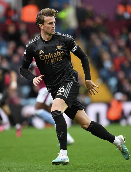 Rob Holding of Arsenal in Action against Aston Villa - Premier League 2022-23
