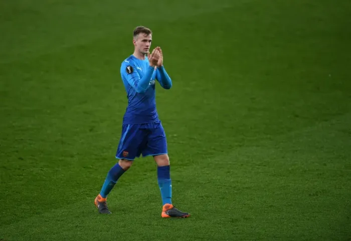 Framed Print : Rob Holding Celebrates with Arsenal Fans after Europa League Victory over Östersunds FK
