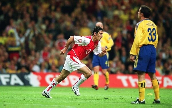 Robert Pires's Thrilling FA Cup Final Goal: Arsenal 1-0 Southampton, Millennium Stadium, Cardiff, 2003