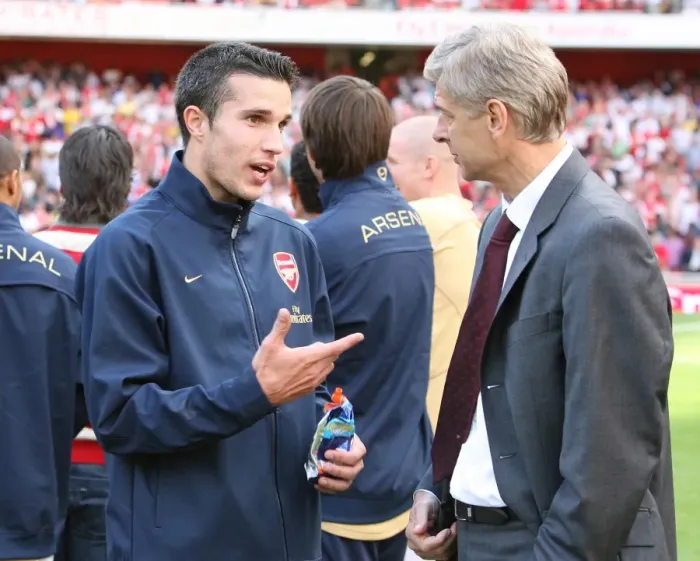 Framed Print : Robin van Perise (Arsenal) and Arsene Wenger Arsenal Manager