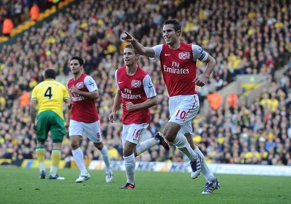 Robin van Persie and Aaron Ramsey: Celebrating Arsenal's First Goal vs Norwich City (2011-12)