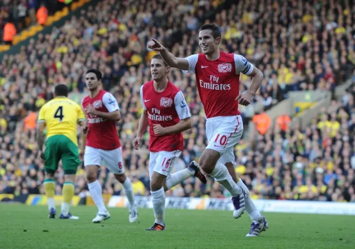 Framed Print : Robin van Persie and Aaron Ramsey: Celebrating Arsenal's First Goal vs Norwich City (2011-12) Framed Print : Robin van Persie and Aaron Ramsey: Celebrating Arsenal's First Goal vs Norwich City (2011-12)