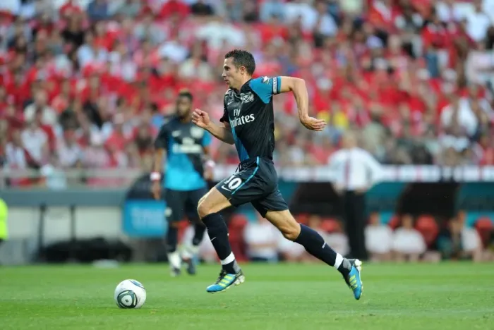 Framed Print : Robin van Persie in Action: Benfica vs. Arsenal Pre-Season Friendly, Lisbon 2011 Framed Print : Robin van Persie in Action: Benfica vs. Arsenal Pre-Season Friendly, Lisbon 2011