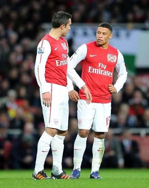 Robin van Persie and Alex Oxlade-Chamberlain (Arsenal). Arsenal 1: 2 Manchester United